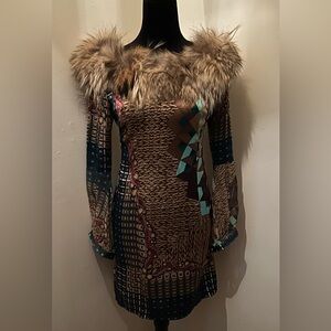 NWT Taka silk faux fur collar print dress